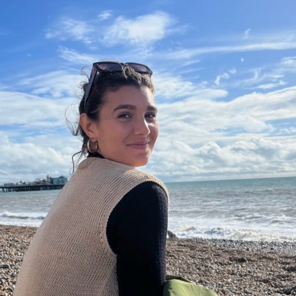 Meet your Posher, Vivian